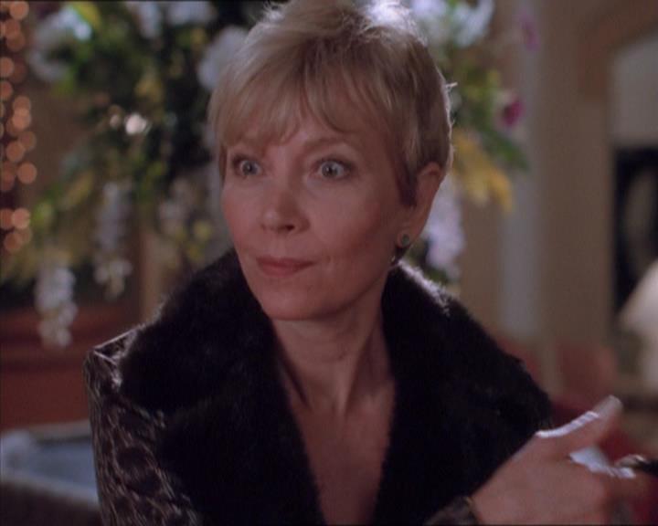 Charmed-Online_dot_net-1x04DeadManDating0546.jpg