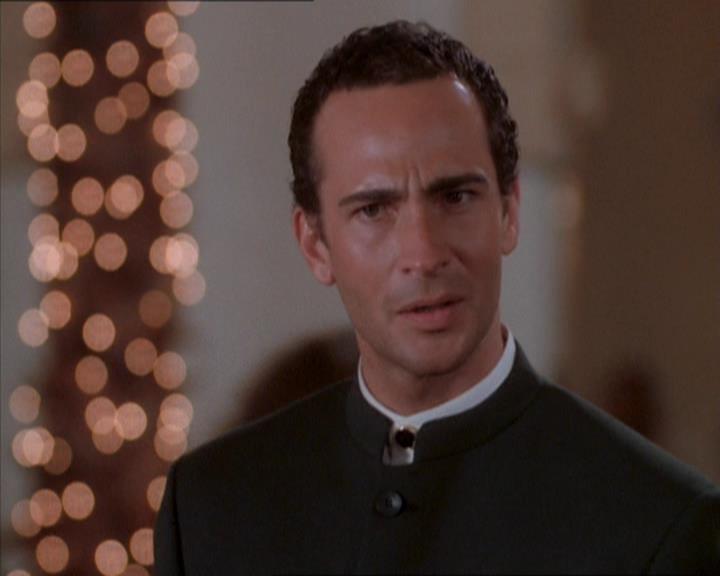 Charmed-Online_dot_net-1x04DeadManDating0618.jpg