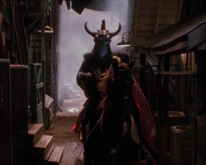 Charmed-Online_dot_net-1x04DeadManDating0796.jpg