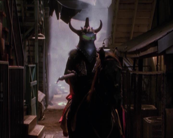 Charmed-Online_dot_net-1x04DeadManDating0798.jpg