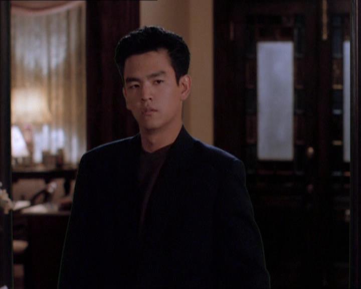 Charmed-Online_dot_net-1x04DeadManDating0856.jpg