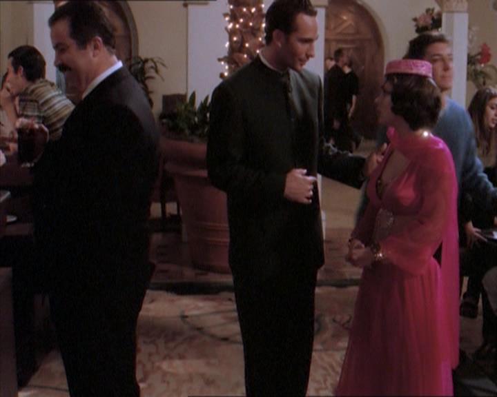 Charmed-Online_dot_net-1x04DeadManDating0965.jpg