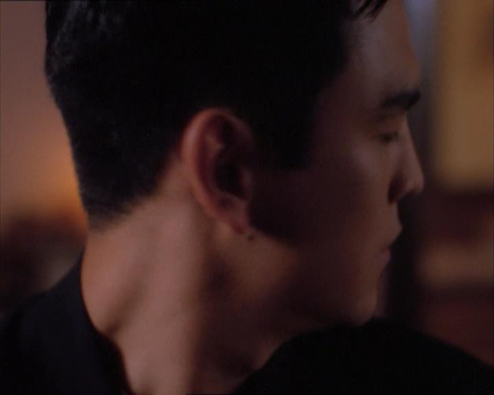 Charmed-Online_dot_net-1x04DeadManDating1023.jpg