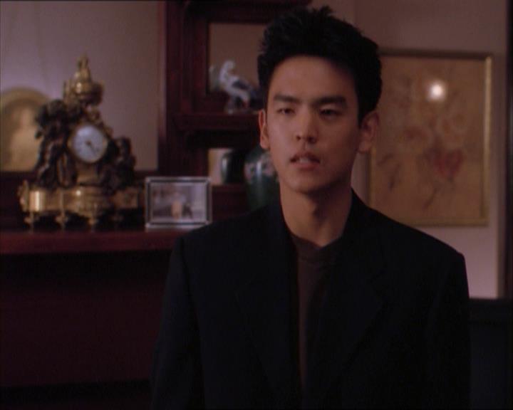 Charmed-Online_dot_net-1x04DeadManDating1045.jpg