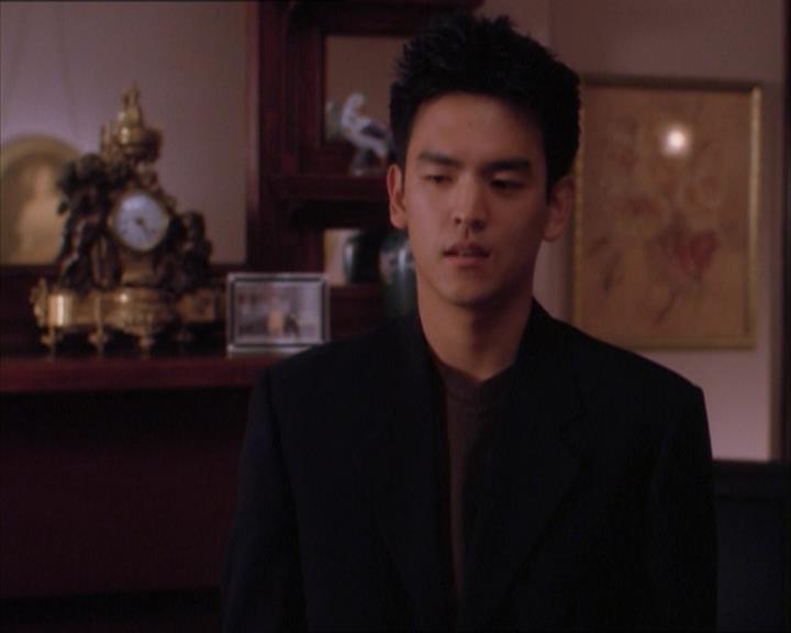 Charmed-Online_dot_net-1x04DeadManDating1046.jpg