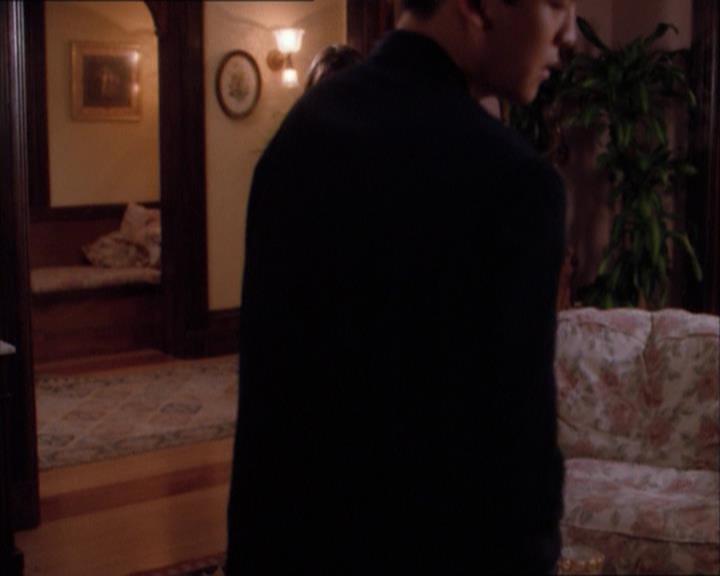 Charmed-Online_dot_net-1x04DeadManDating1076.jpg