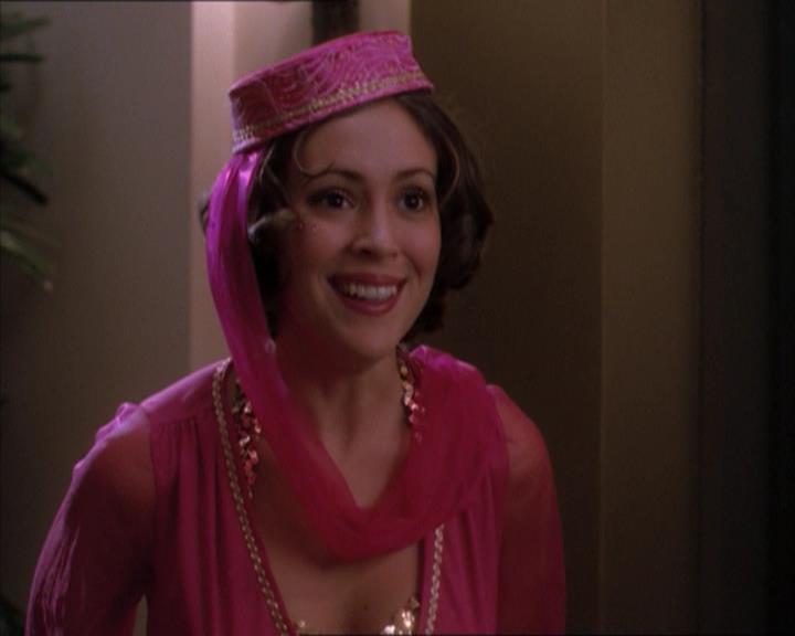 Charmed-Online_dot_net-1x04DeadManDating1142.jpg