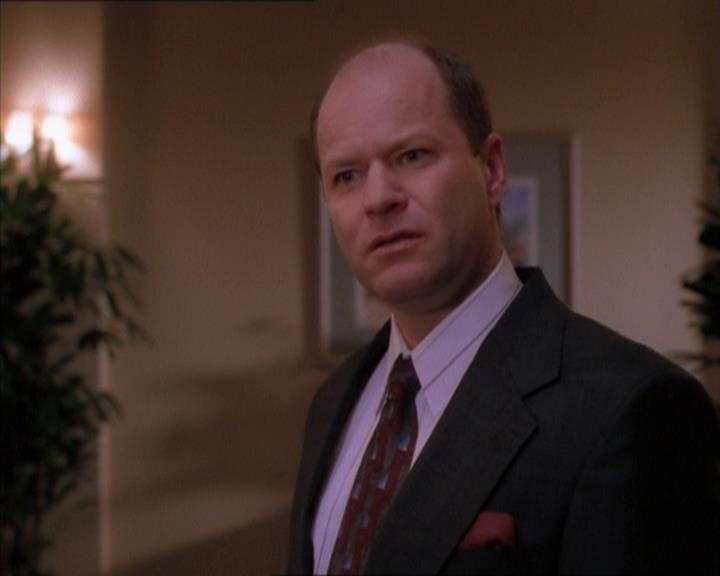 Charmed-Online_dot_net-1x04DeadManDating1144.jpg