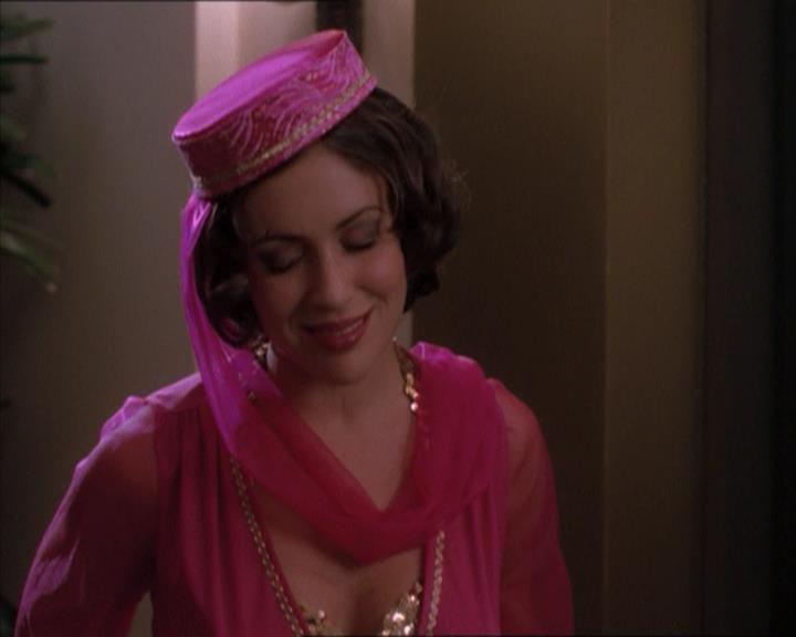 Charmed-Online_dot_net-1x04DeadManDating1152.jpg