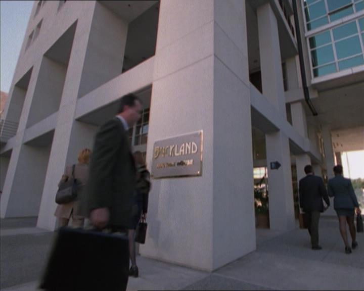 Charmed-Online_dot_net-1x04DeadManDating1194.jpg