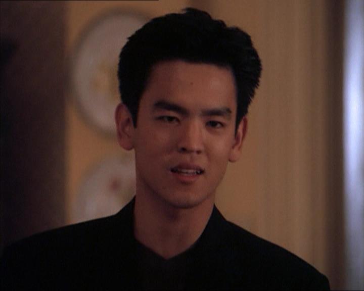 Charmed-Online_dot_net-1x04DeadManDating1473.jpg