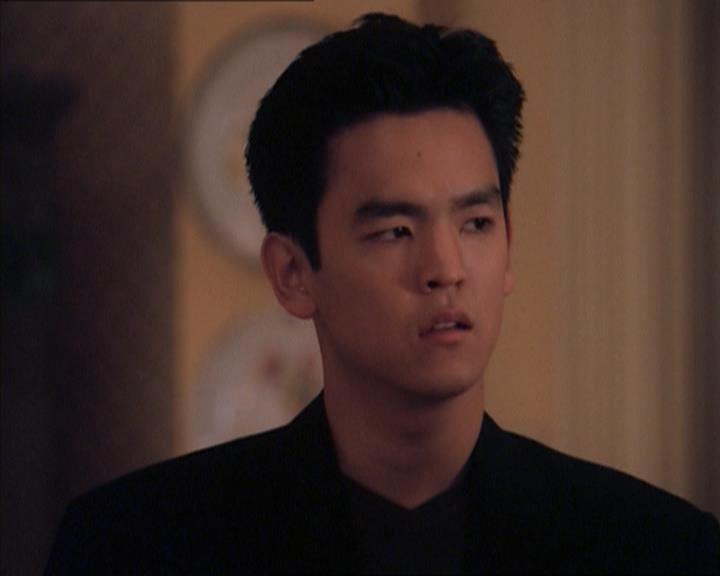 Charmed-Online_dot_net-1x04DeadManDating1509.jpg