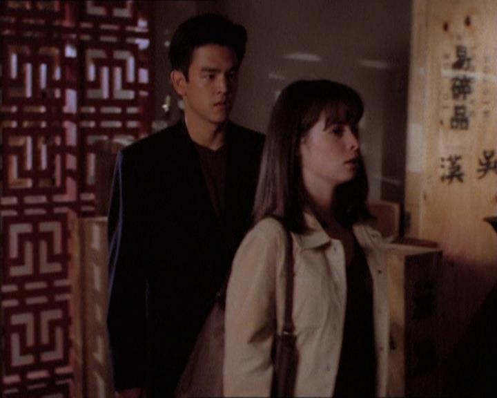 Charmed-Online_dot_net-1x04DeadManDating1533.jpg