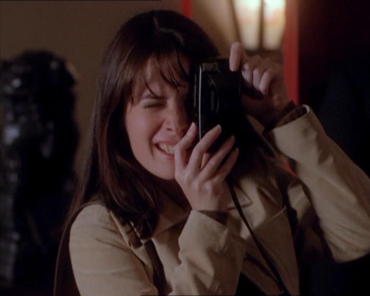Charmed-Online_dot_net-1x04DeadManDating1566.jpg