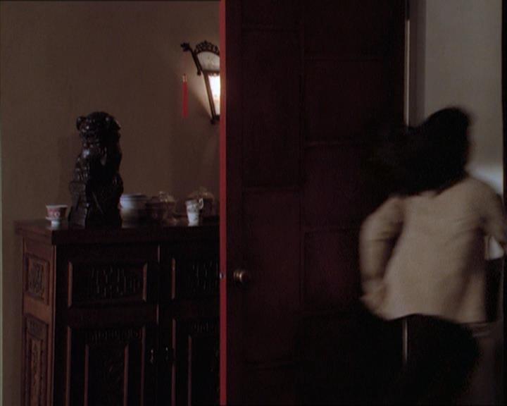Charmed-Online_dot_net-1x04DeadManDating1571.jpg