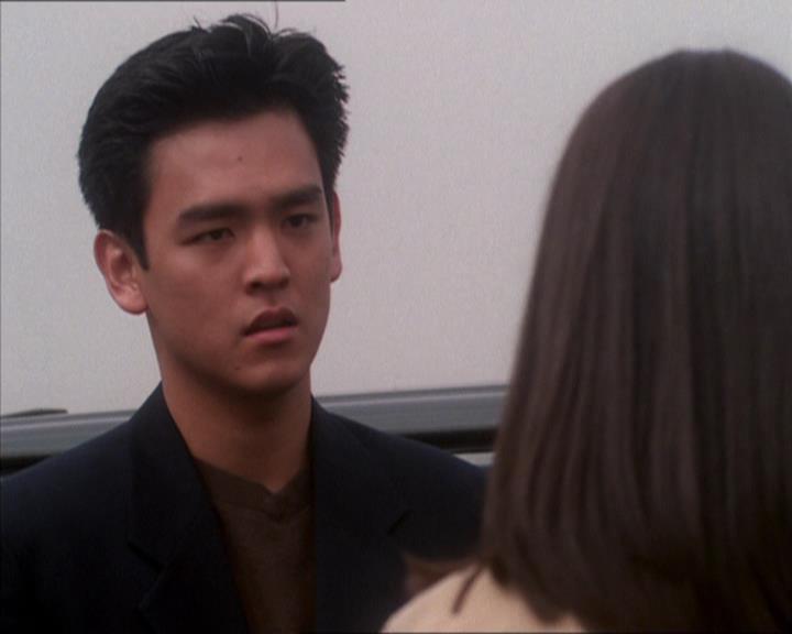 Charmed-Online_dot_net-1x04DeadManDating1632.jpg