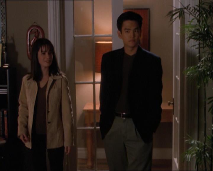 Charmed-Online_dot_net-1x04DeadManDating1780.jpg