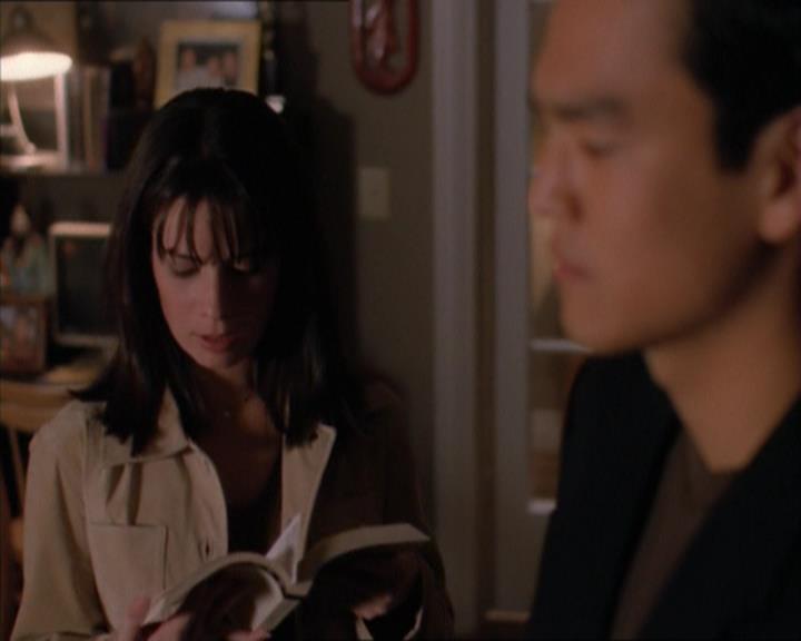 Charmed-Online_dot_net-1x04DeadManDating1799.jpg