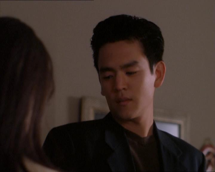 Charmed-Online_dot_net-1x04DeadManDating1807.jpg