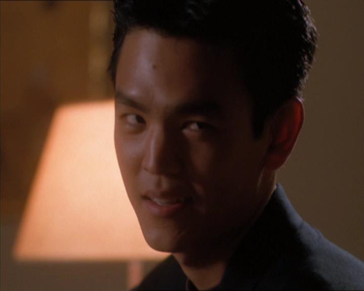 Charmed-Online_dot_net-1x04DeadManDating1863.jpg