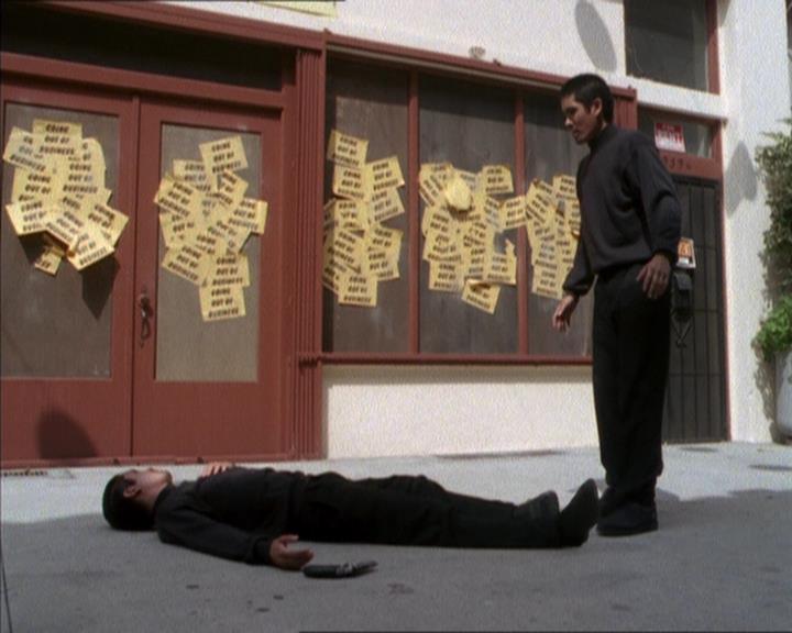 Charmed-Online_dot_net-1x04DeadManDating2179.jpg