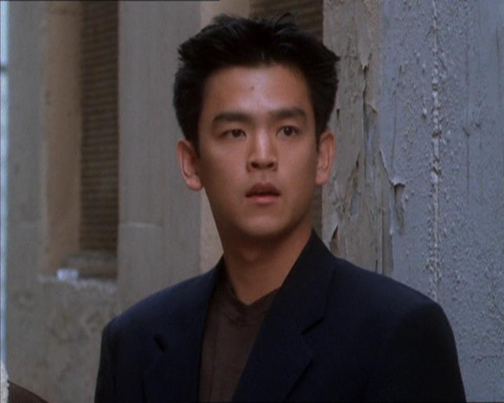 Charmed-Online_dot_net-1x04DeadManDating2200.jpg