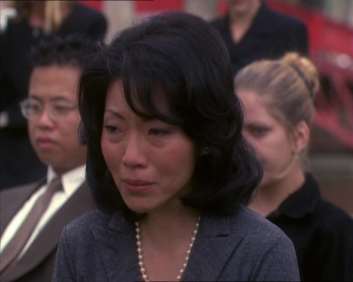 Charmed-Online_dot_net-1x04DeadManDating2280.jpg