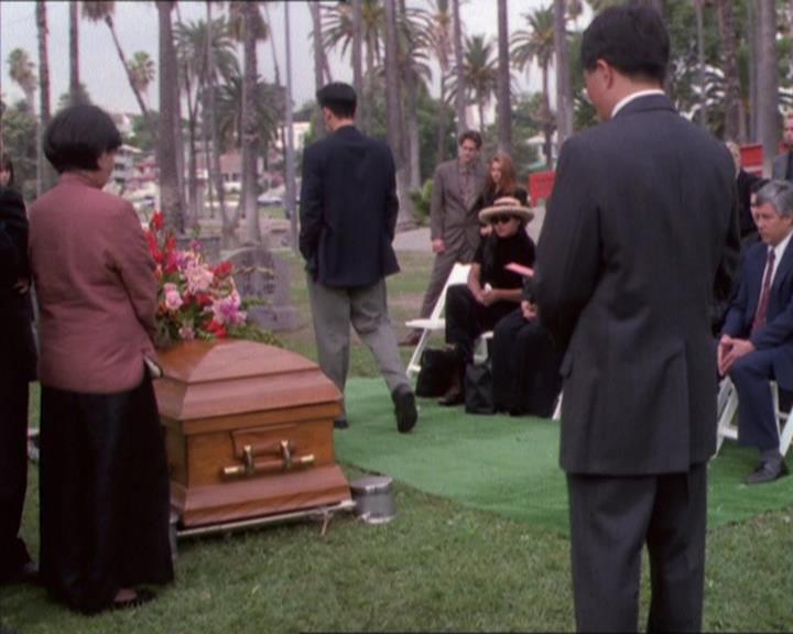 Charmed-Online_dot_net-1x04DeadManDating2285.jpg