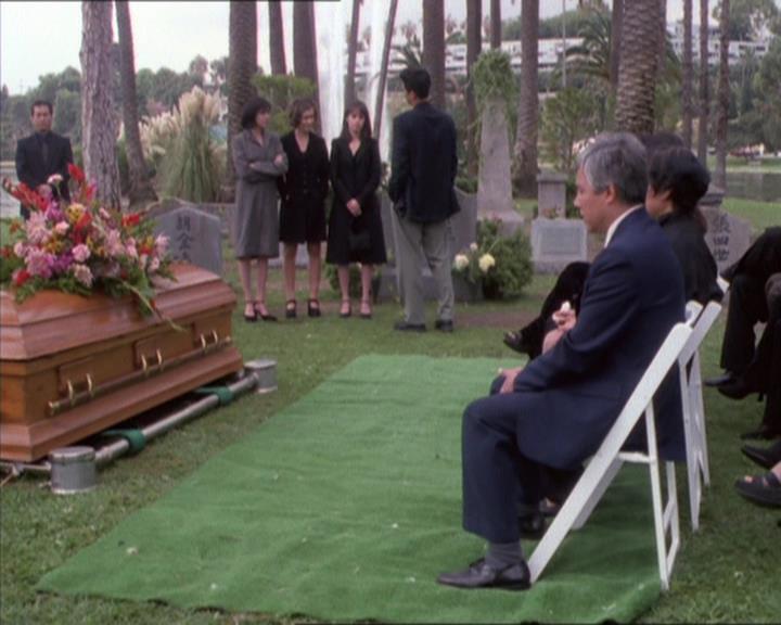 Charmed-Online_dot_net-1x04DeadManDating2290.jpg
