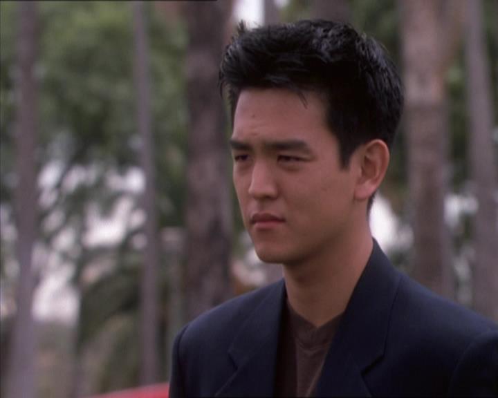 Charmed-Online_dot_net-1x04DeadManDating2296.jpg