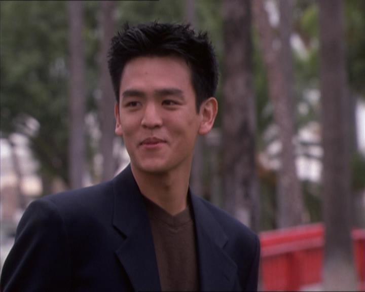 Charmed-Online_dot_net-1x04DeadManDating2336.jpg