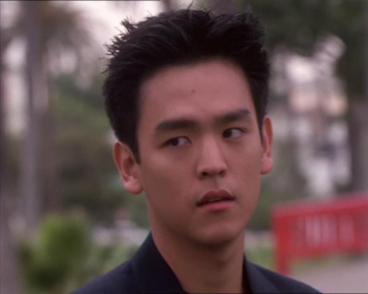 Charmed-Online_dot_net-1x04DeadManDating2347.jpg