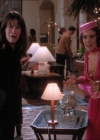 Charmed-Online_dot_net-1x04DeadManDating0601.jpg