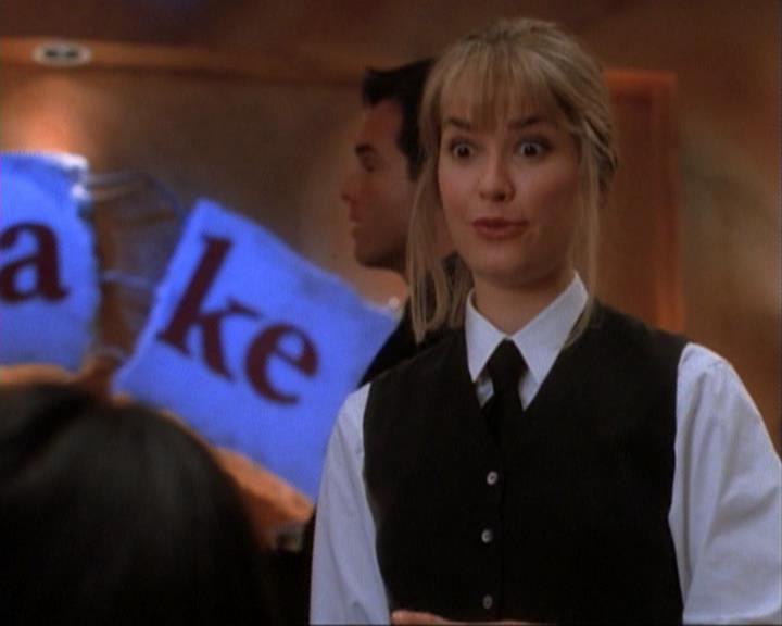 Charmed-Online-dot-net_105DreamSorcerer0070.jpg