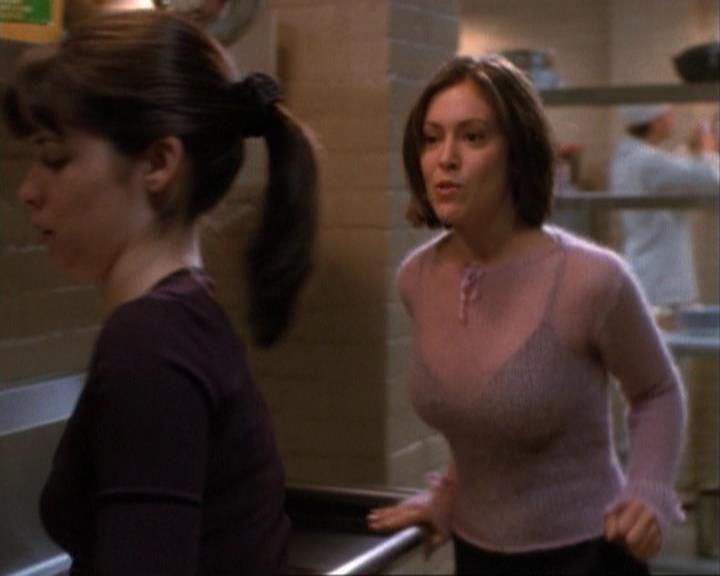 Charmed-Online-dot-net_105DreamSorcerer0527.jpg