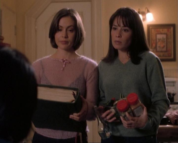 Charmed-Online-dot-net_105DreamSorcerer0636.jpg