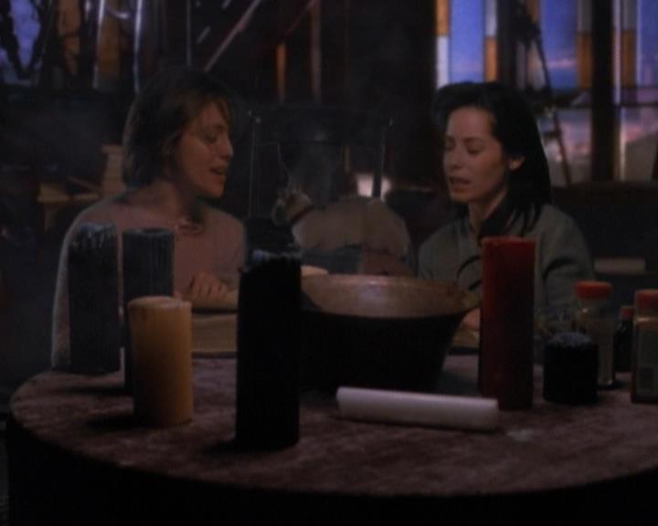 Charmed-Online-dot-net_105DreamSorcerer0747.jpg Charmed-Online-dot-net_105DreamSorcerer0747.jpg