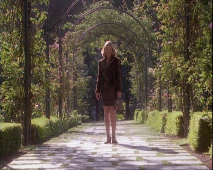Charmed-Online-dot-net_106TheWeddingFromHell0083.jpg
