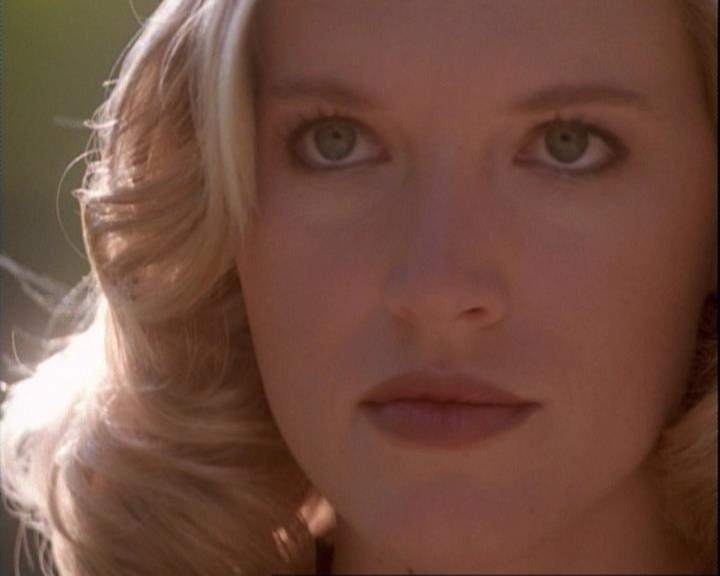 Charmed-Online-dot-net_106TheWeddingFromHell0093.jpg