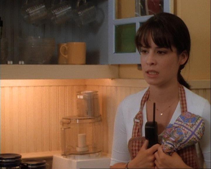 Charmed-Online-dot-net_106TheWeddingFromHell0370.jpg