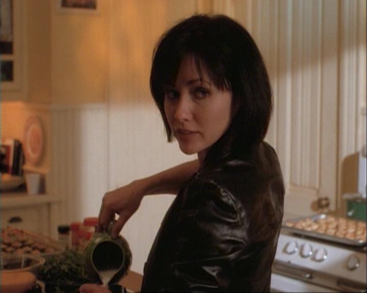 Charmed-Online-dot-net_106TheWeddingFromHell0371.jpg