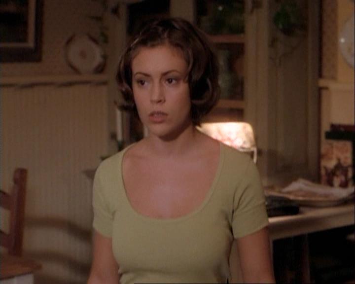 Charmed-Online-dot-net_106TheWeddingFromHell0401.jpg
