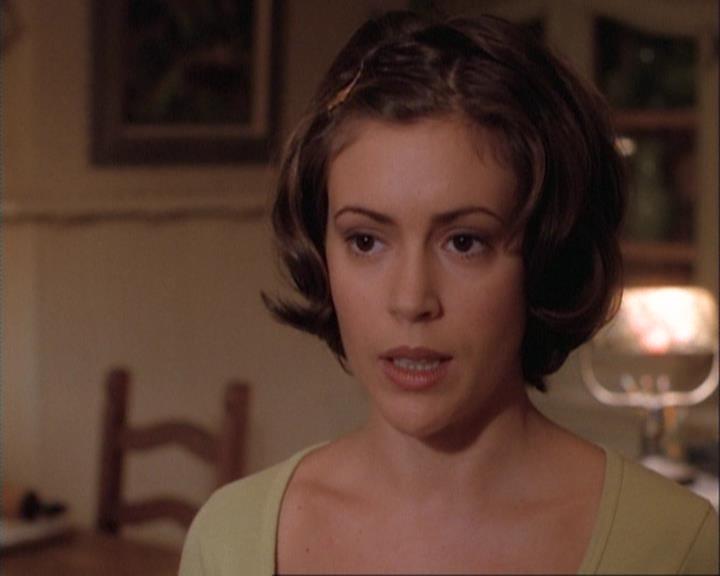 Charmed-Online-dot-net_106TheWeddingFromHell0432.jpg