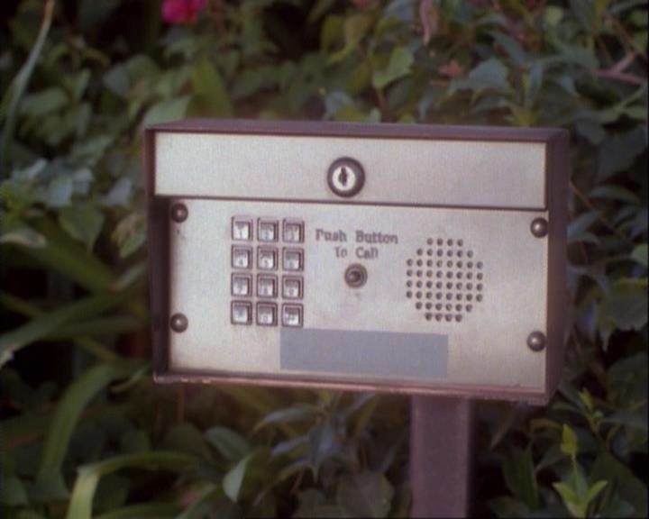 Charmed-Online-dot-net_106TheWeddingFromHell0484.jpg Charmed-Online-dot-net_106TheWeddingFromHell0484.jpg