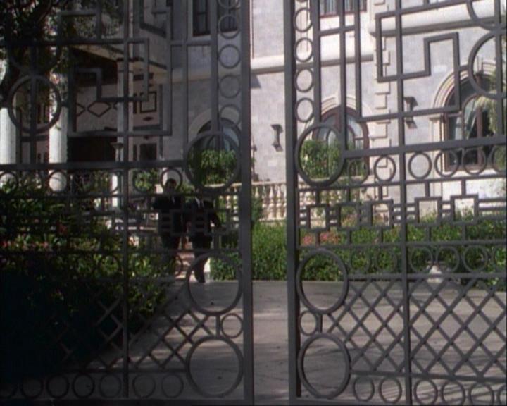 Charmed-Online-dot-net_106TheWeddingFromHell0499.jpg Charmed-Online-dot-net_106TheWeddingFromHell0499.jpg