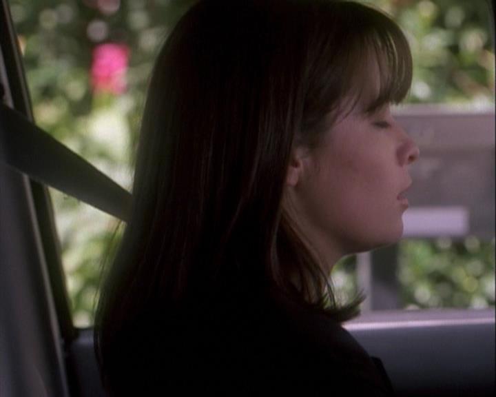 Charmed-Online-dot-net_106TheWeddingFromHell0523.jpg