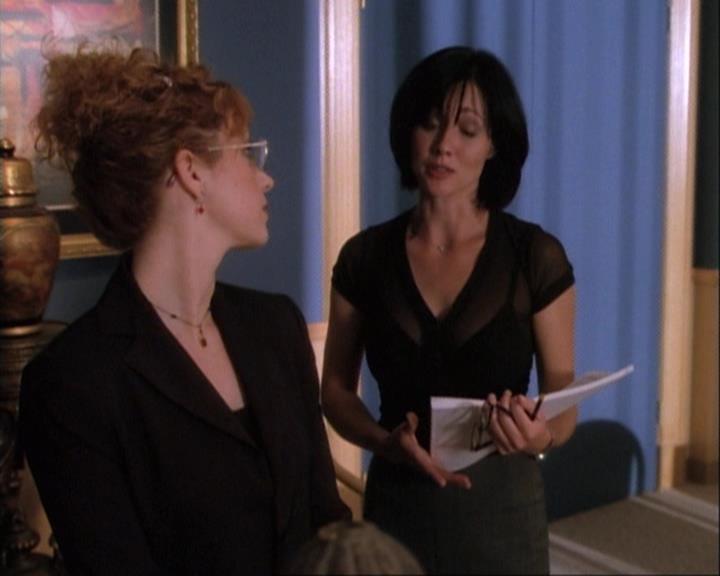 Charmed-Online-dot-net_106TheWeddingFromHell0536.jpg
