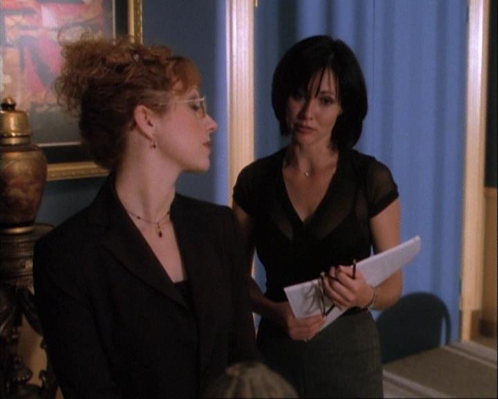 Charmed-Online-dot-net_106TheWeddingFromHell0537.jpg