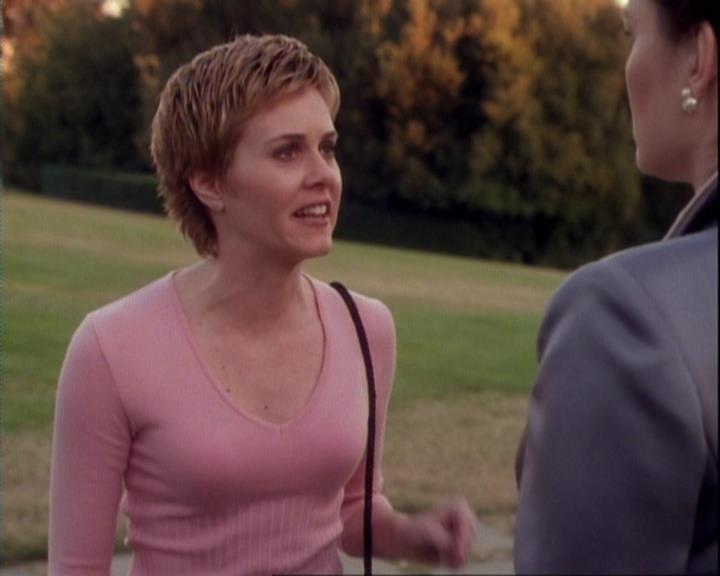 Charmed-Online-dot-net_106TheWeddingFromHell0659.jpg