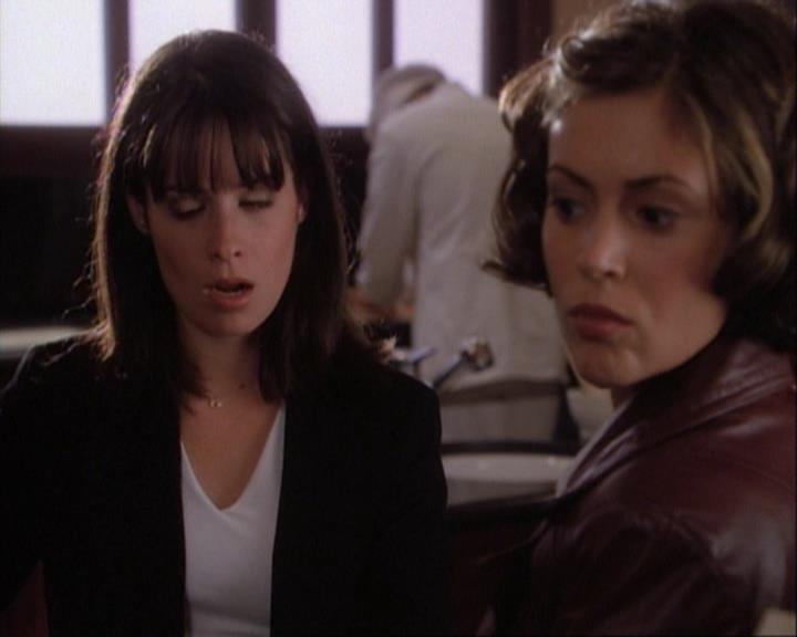 Charmed-Online-dot-net_106TheWeddingFromHell0744.jpg Charmed-Online-dot-net_106TheWeddingFromHell0744.jpg